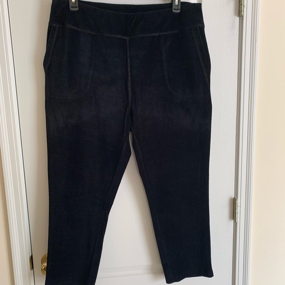 Susan graver corduroy black pull ons.